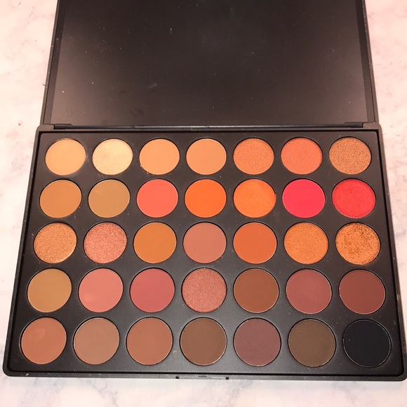 Morphe 35O2 Palette - Picture 3 of 5